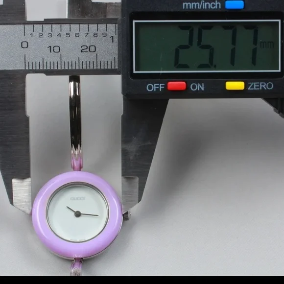 - Luxury Vintage VERY RARE!! Pristine Condition Silver Bracelet Watch - Picture 3 of 8